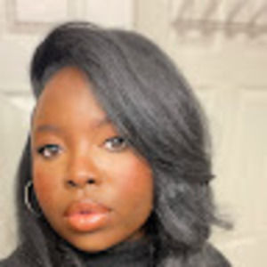 Meet your Posher, Daniela